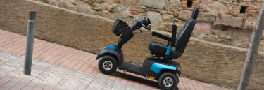 Scooter Elétrica de Mobilidade resistente e fiável Invacare Comet Alpine+