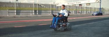 Cadeira de Rodas Elétrica com LiNX Invacare Storm4