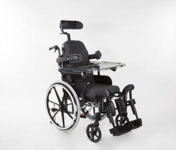 Cadeira de Rodas Manual personalizavel, leve Invacare Action3 NG