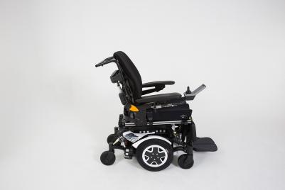 Cadeira de Rodas Elétrica com LiNX Invacare TDX SP2 NB