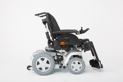 Cadeira de Rodas Elétrica com LiNX Invacare Storm4