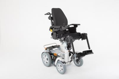 Cadeira de Rodas Elétrica com LiNX Invacare Storm 4 XPlore