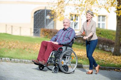 Ajuda à propulsão de cadeira de rodas manual Alber Viamobil Eco