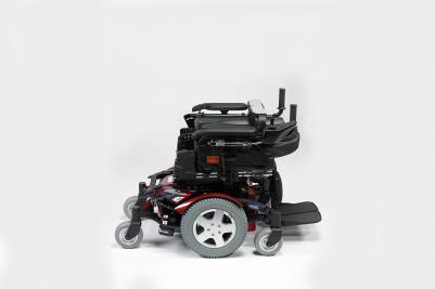 Cadeira de Rodas Elétrica com LiNX Invacare TDX SP2