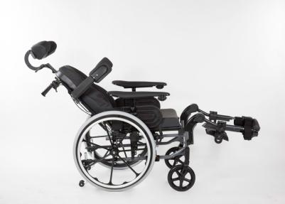 Cadeira de Rodas Manual personalizavel, leve Invacare Action3 NG